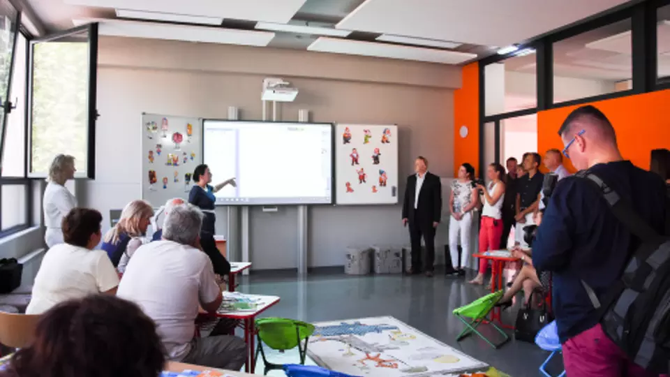 Modularna skola vo Velkom Biely 3
