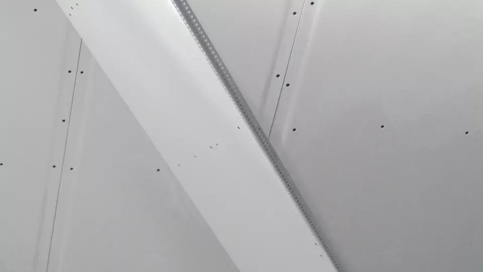 Styk šikmých plóch Styk šikmých plóch